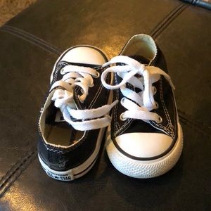 Black converse all star